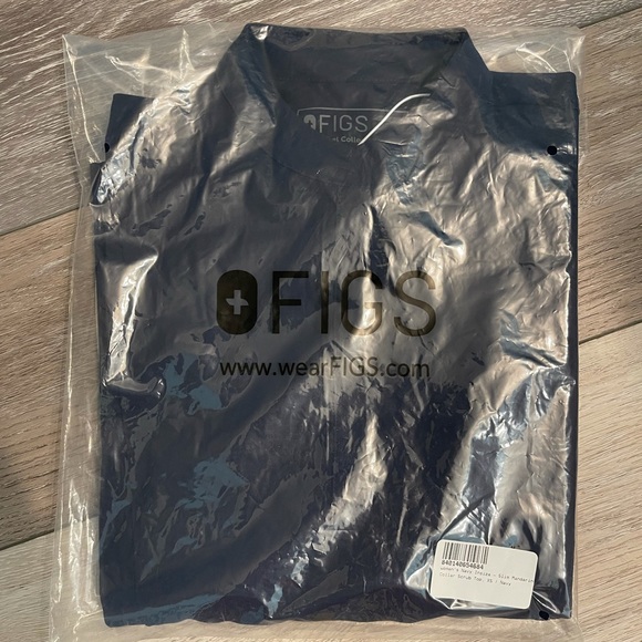 FIGS Insiza Slim Mandarin collar top NWT - Picture 6 of 6